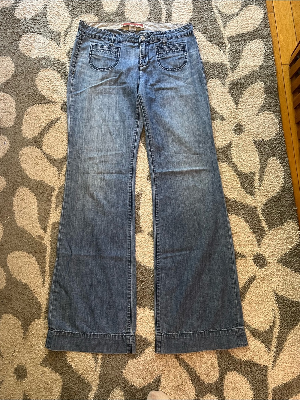 Gap Jeans vintage Y2K size 4 Classic low rise Flare Jeans - Light Blue - Picture 2 of 9